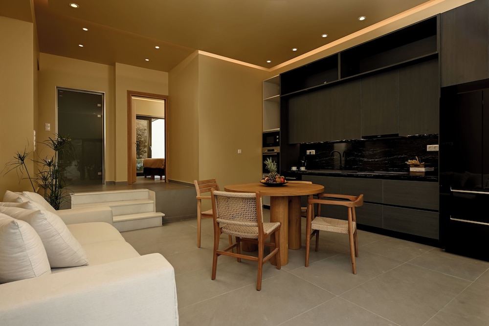 Mitos Ultimate Escape Villas