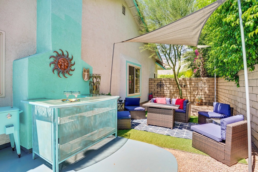 Palm Springs Escape Pool Spa Mountain Vibes