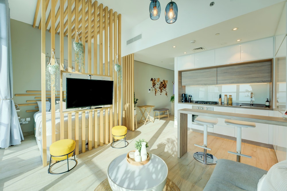 HiGuests - Stunning sea view studio