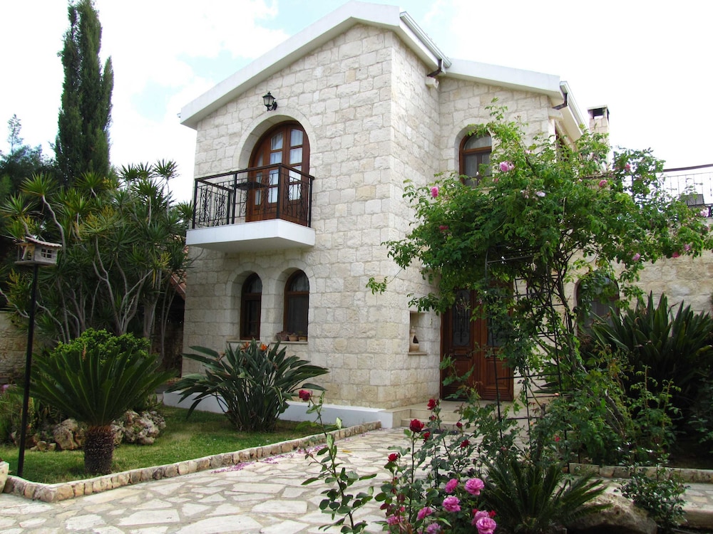 Photo 44