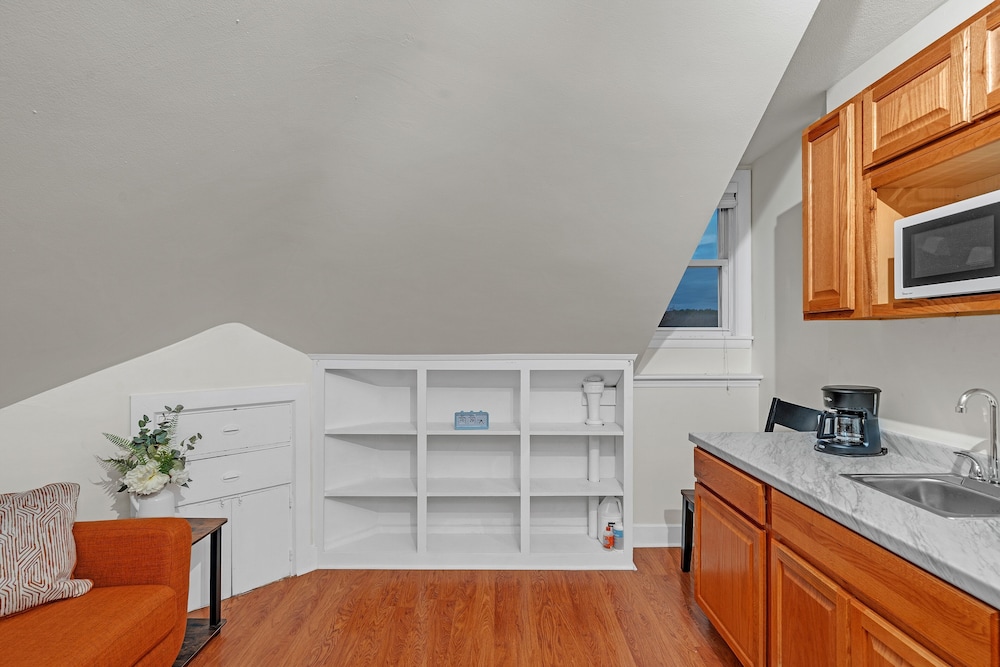 Charming Belmont Condo Near Boston 2 Bedroom Condo