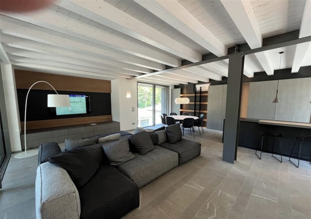 Spacious, Comfortable and Recently Renovated Single Villa in Lignano Riviera