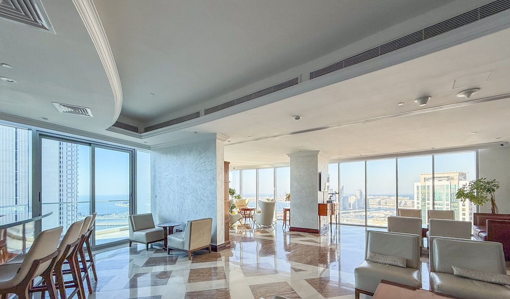 LUX The Premium Marina Sea View Suite