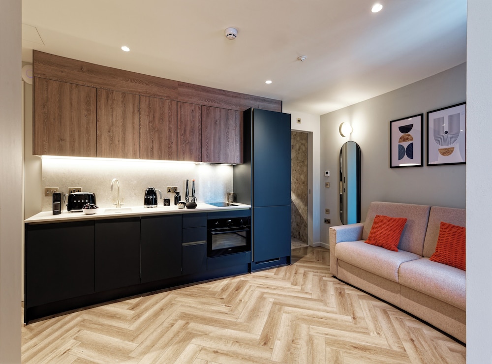 Notting Hill Hyde Park Apartments