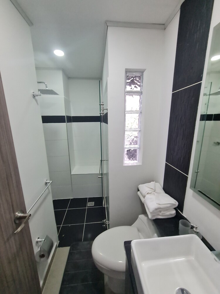 404 Moderno Aparta-Suite en Versalles Tipo Loft - Cali Tower Suites & Lofts