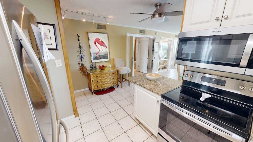 Dolphin Point 406b 2 Bedroom Condo