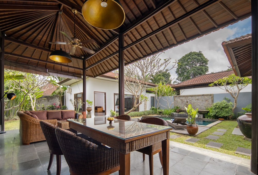 Ubud Raya Villa