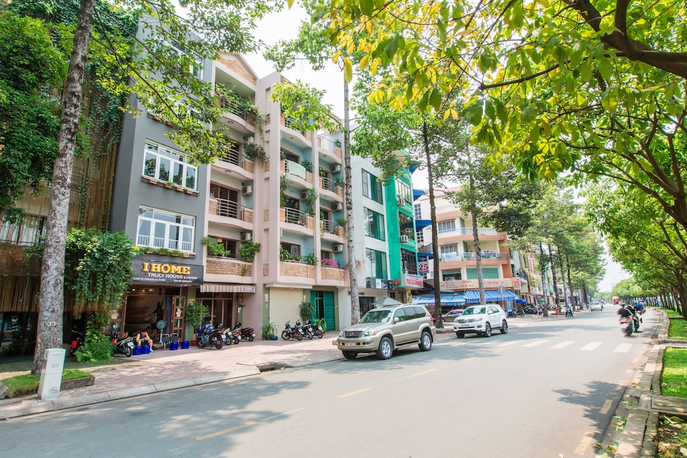 iHome Homestay