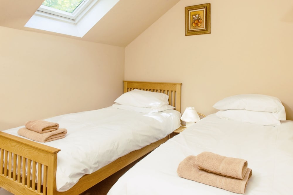 Pleasant 2-Storey City Apartment view 4