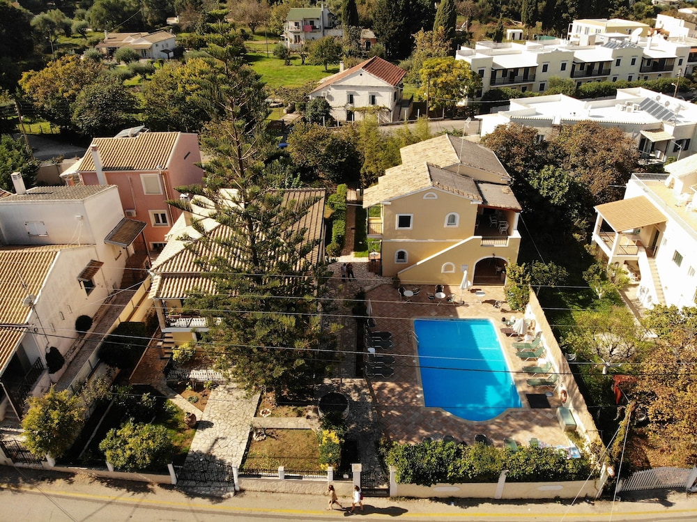 Ariti Complex