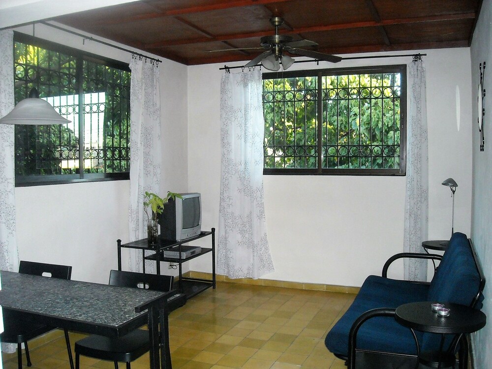 Villa Gascue Guest Apartments