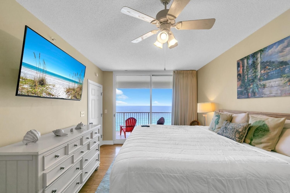 Majestic Beach Towers 2-1104