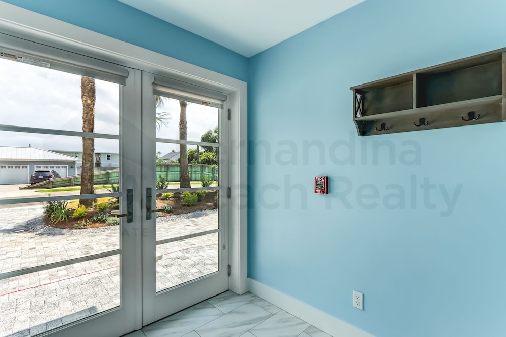 Fernandina Beach Vacations - 391 S Fletcher Ave C 3 Bedroom Townhouse by RedAwning - Property Image 22