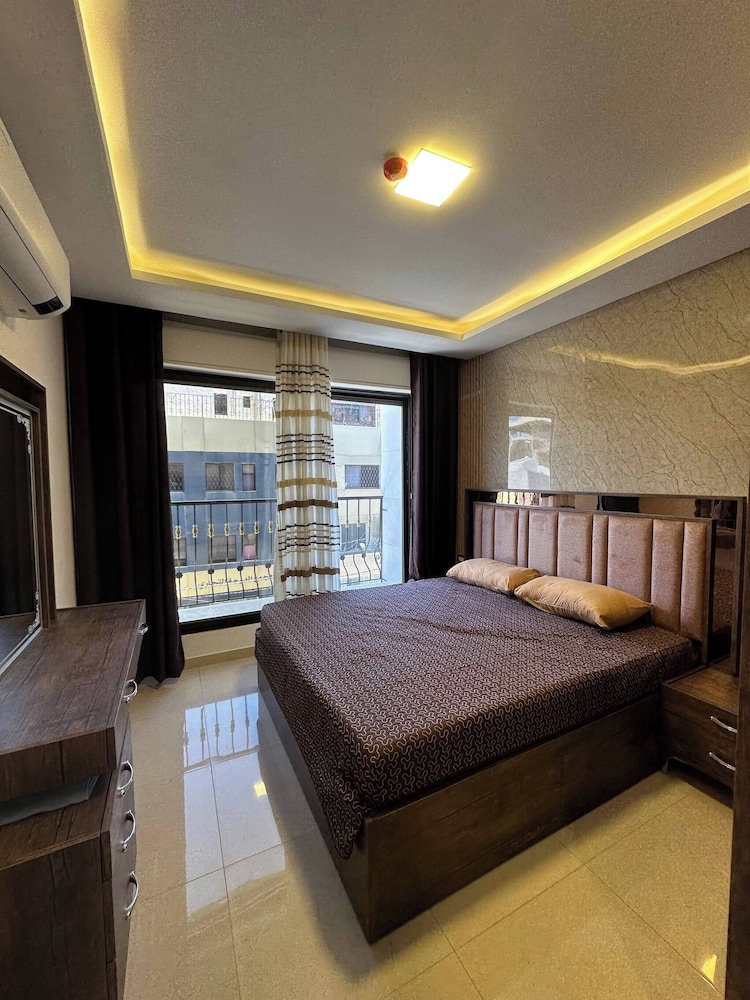 Modern 2bedroom For Rent Abdoun view 3