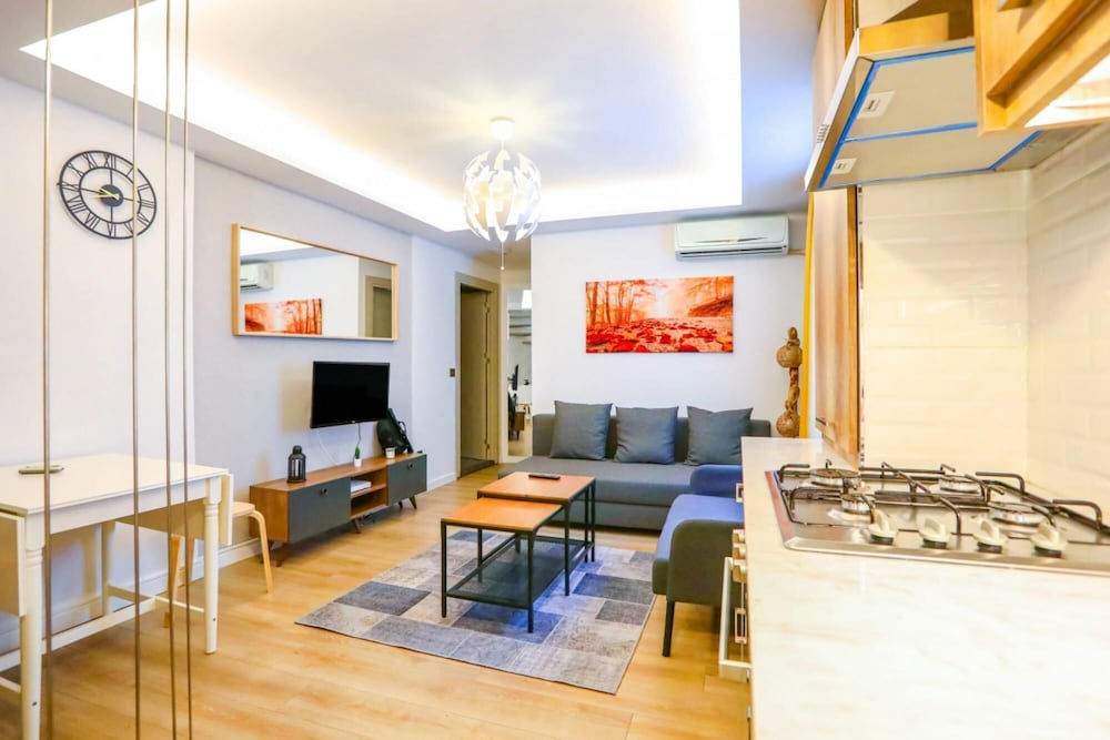 Charming Flat 500 m to Uskudar Ferry Station