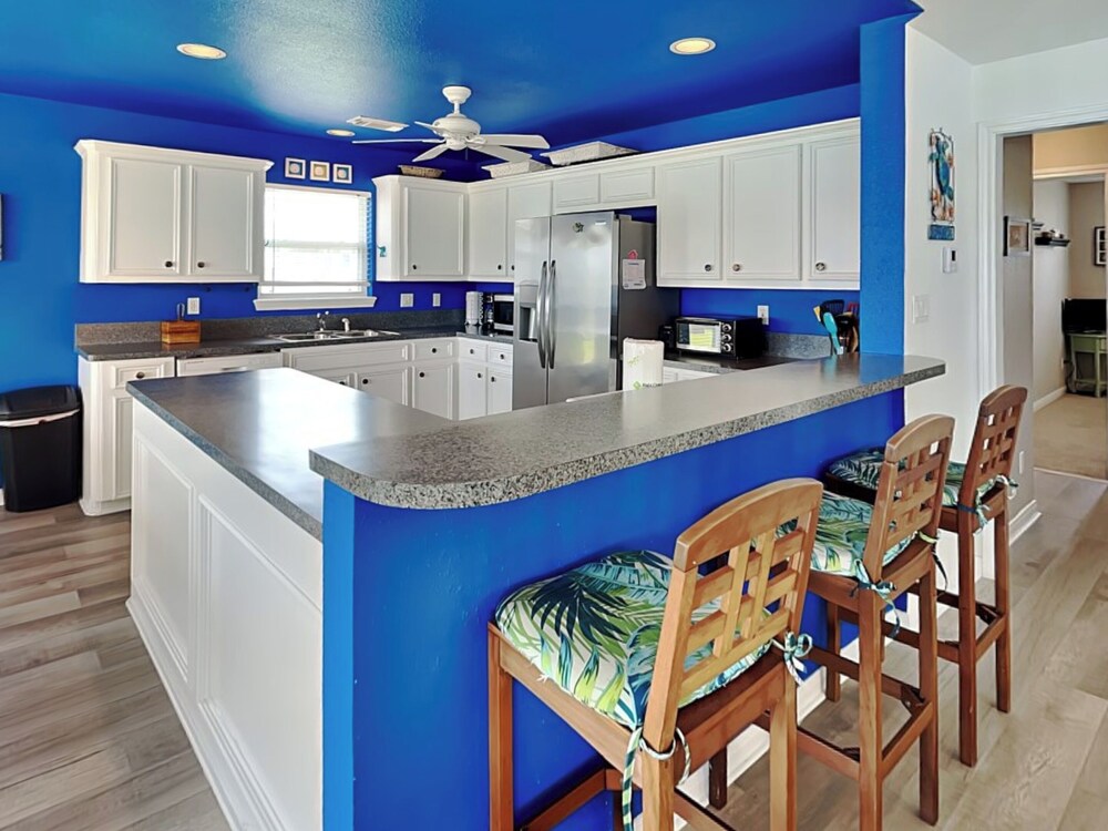 Molly's Dune by Ryson Vacation Rentals