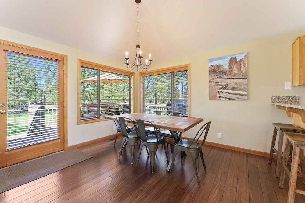 7 Vine Maple 4 Bedroom Home