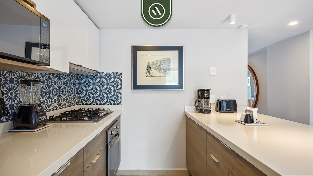 Harbor 171 by Naya Homes