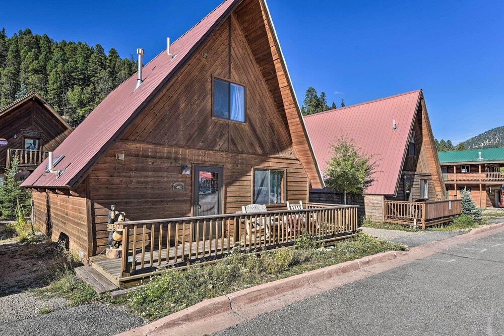 Ski-in/ski-out Red River Cabin w/ Mtn Views! view 3