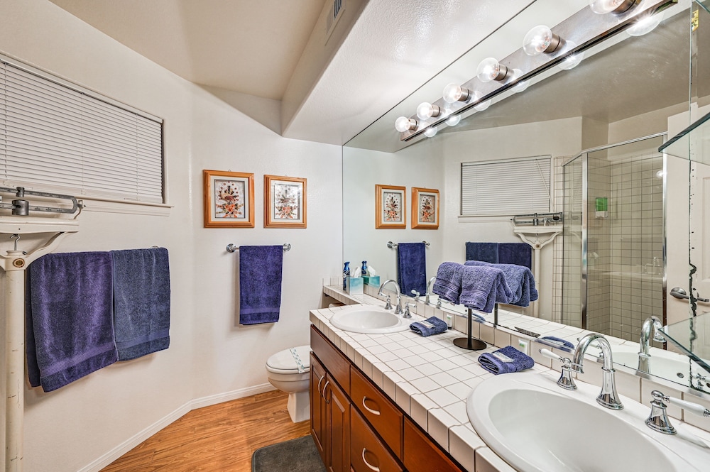 Ocean-view Imperial Beach Condo w/ Community Perks