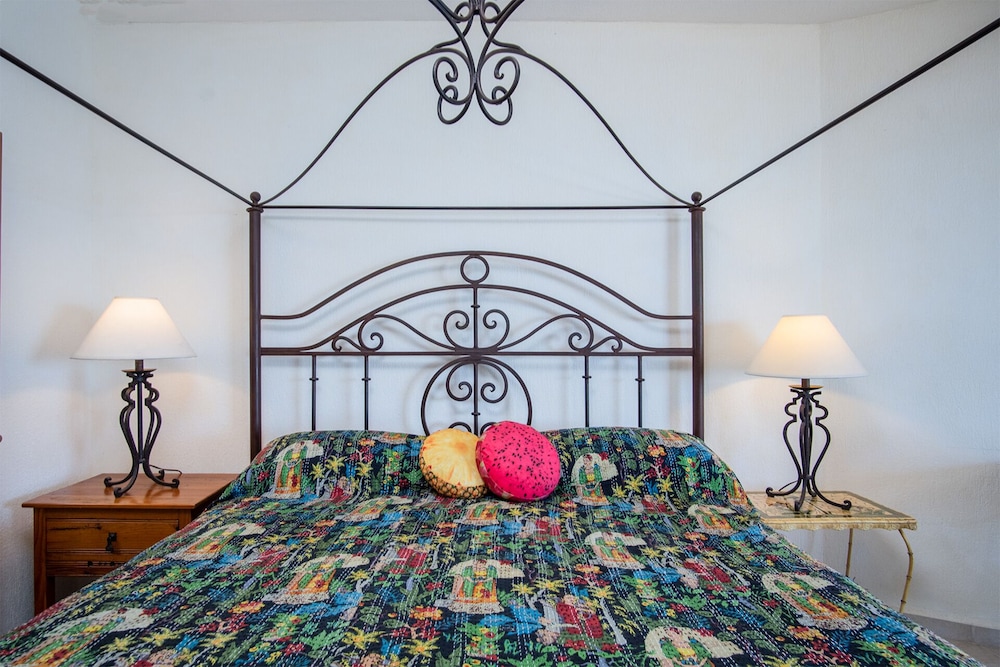 Casa Frida Massive Condo Sleeps up to 12!