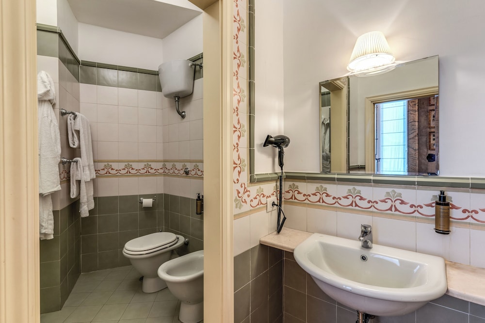 Palazzo Doria Suites