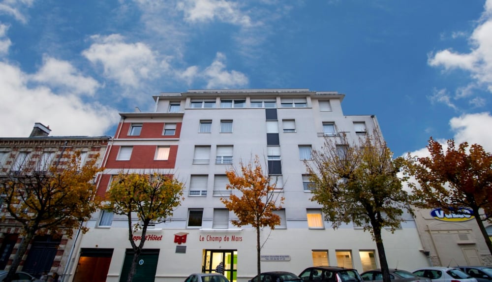 KOSY Appart’Hôtels – Le Champ de Mars