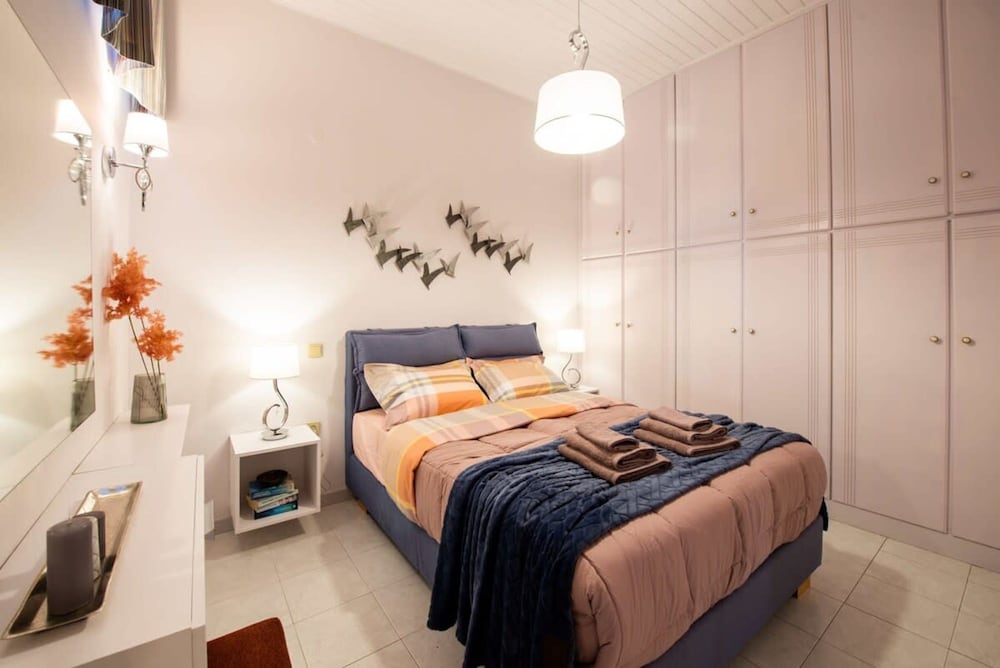 Dolce Favola Nomad Casa - Kalamata s City Getaway