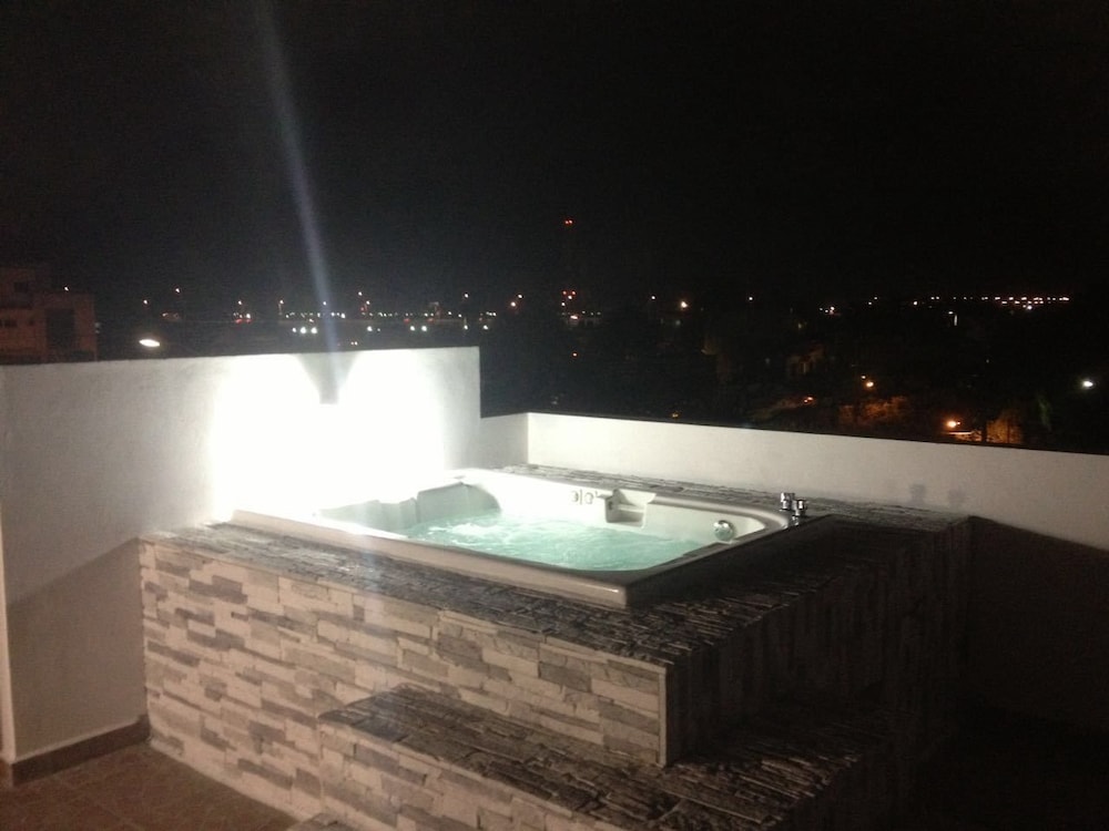 Ca' del Sol Condo Hotel