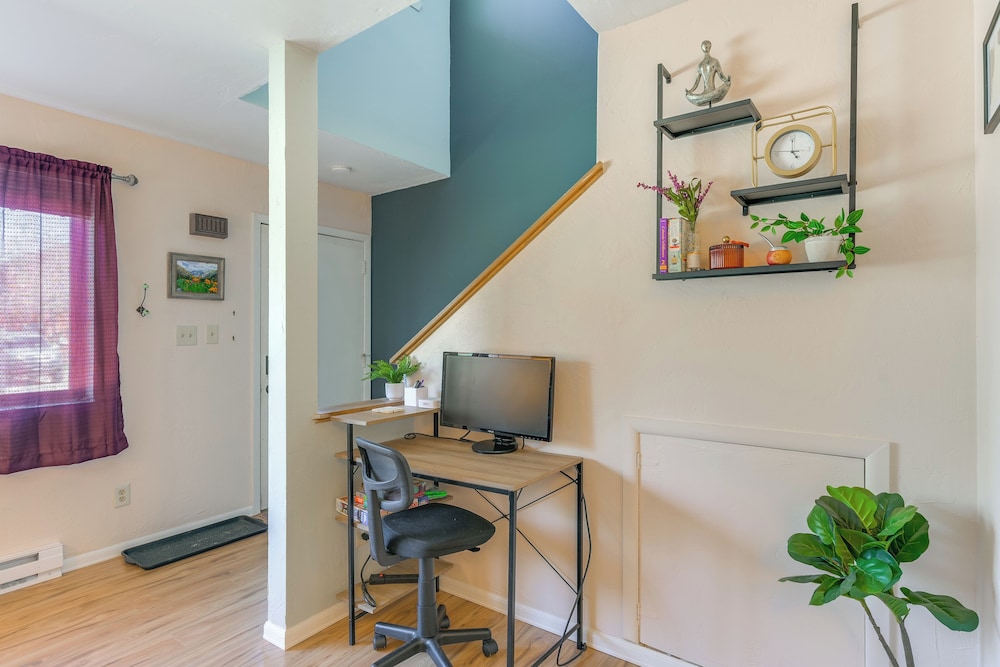 5 Mi to Hot Springs: Pagosa Springs Condo