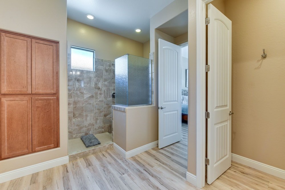 Queen Creek Vacation Rental w/ Private Hot Tub!