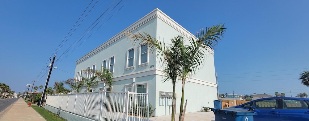 Villas de Laguna 4