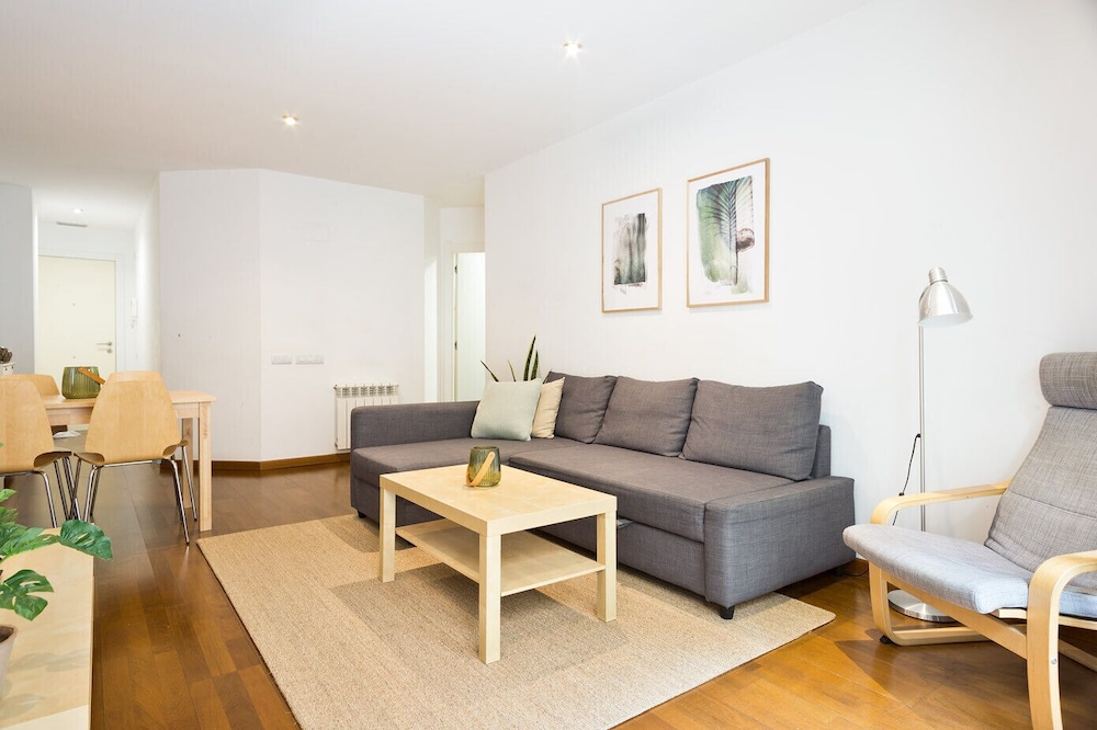 Les Corts Apartments By Olala Homes