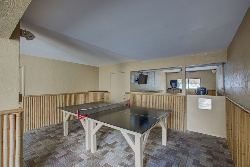 Siesta Sands Beach Resort 4th Floor With Elevator