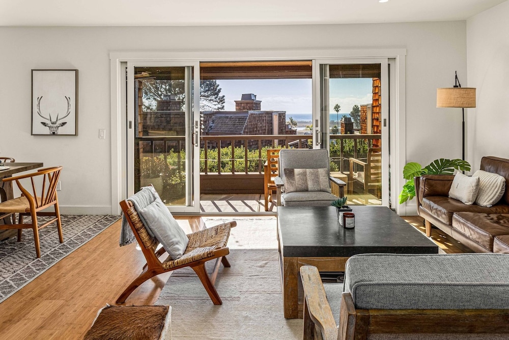 Caminito Del Canto 3 Bedroom Townhouse