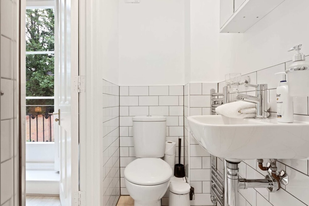 Elegant 1 Bedroom Apartment in Brixton