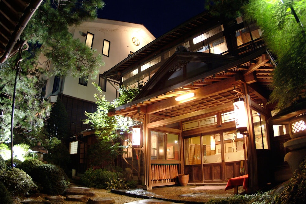 Yatsusankan