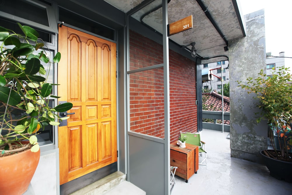 Hongdae Guesthouse Pajamaparty - Hostel