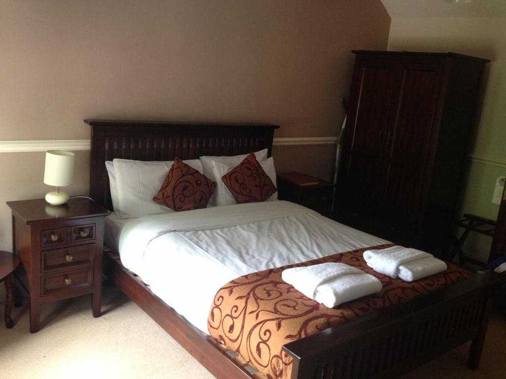 Lyons Woodlands Hall Hotel