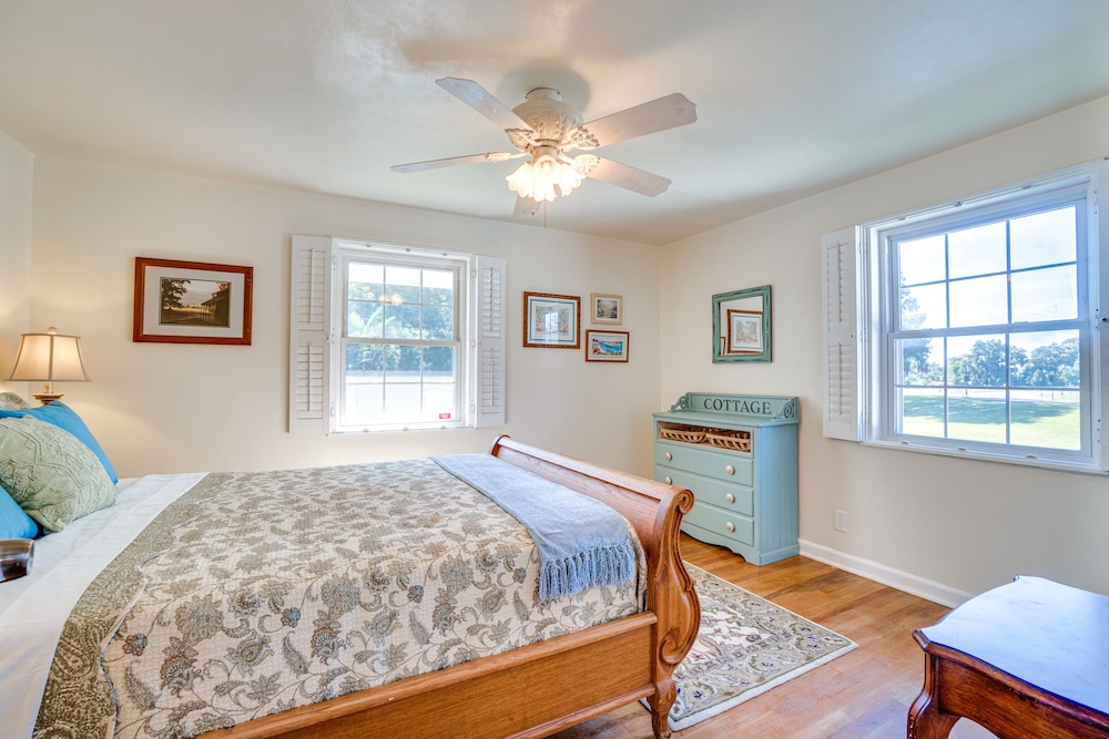 Vintage Mount Dora Cottage w/ Screened Porch!