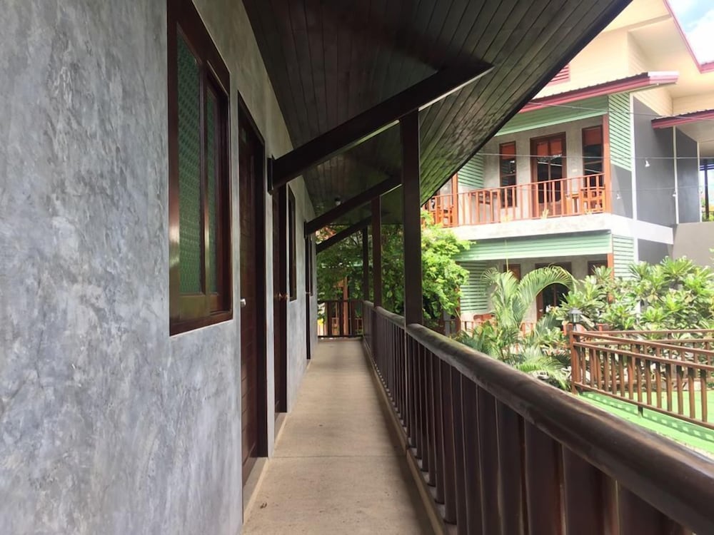 Araya Boutique Hotel
