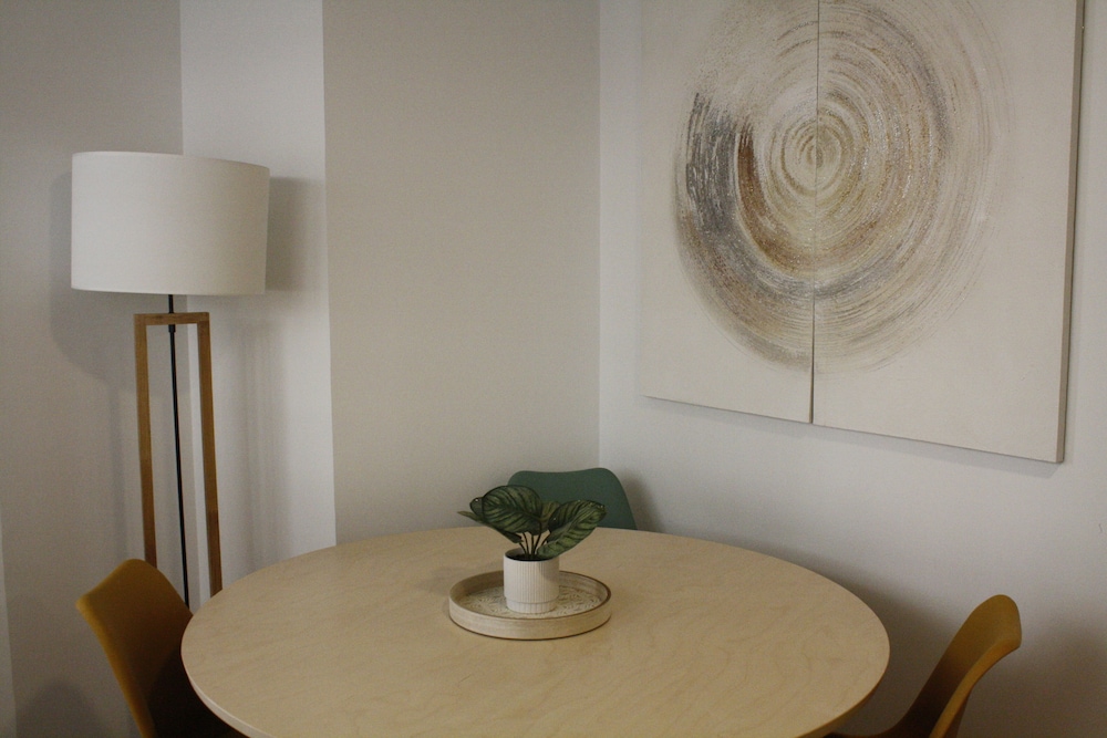 APARTAHOTEL MADRID URBAN SUITES - EDIFICIO EXCLUSIVO - 7 Apartments Boutique Full Equiped