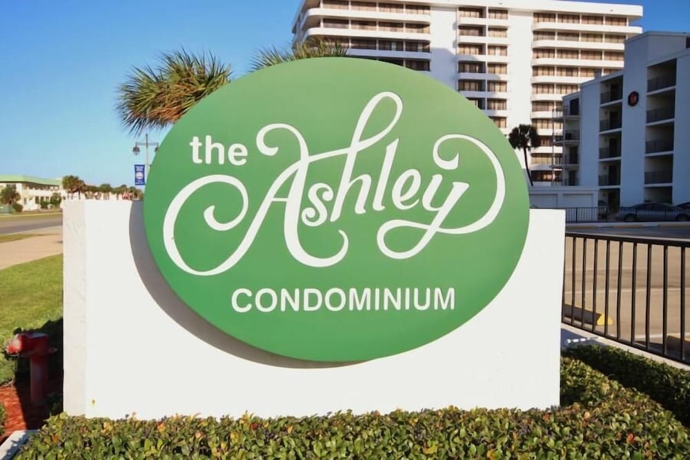Ashley Penthouse 4