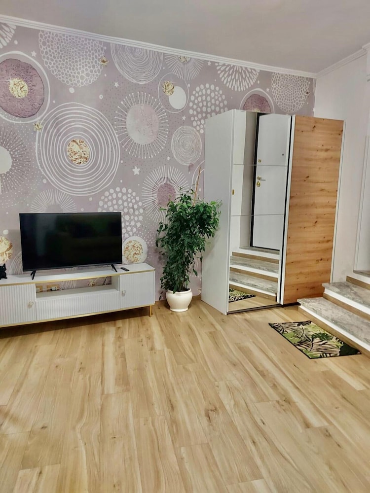 Happy Days! Cozy Roma Retreat Private Apartment in Heart of the City