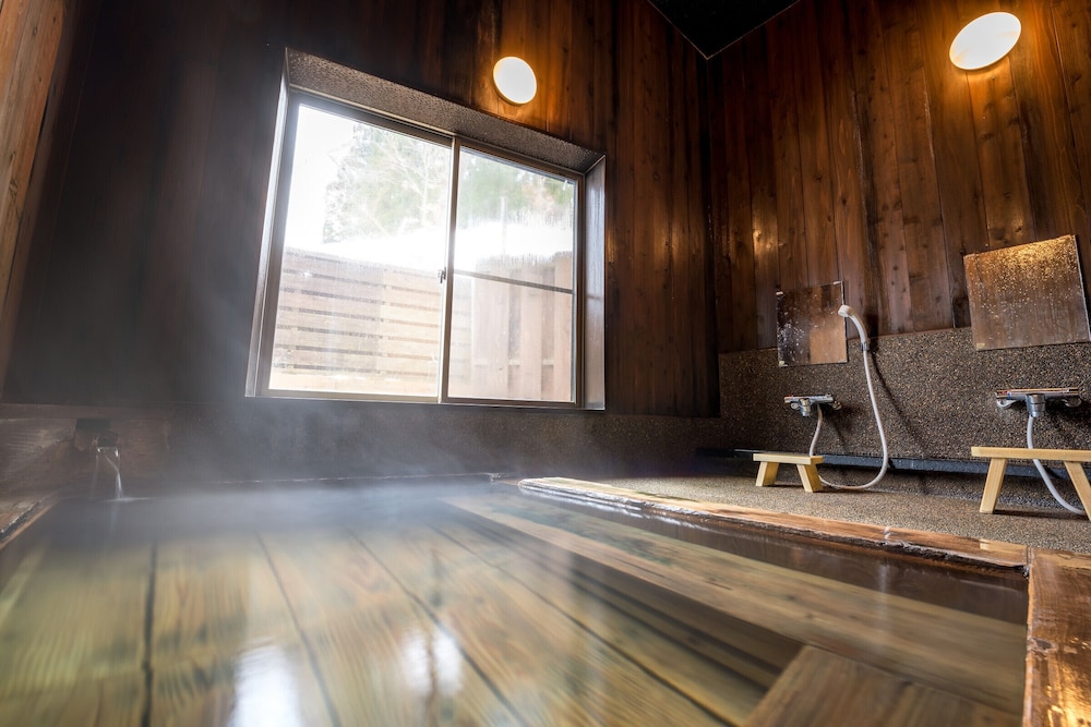 Ryokan Tarobee