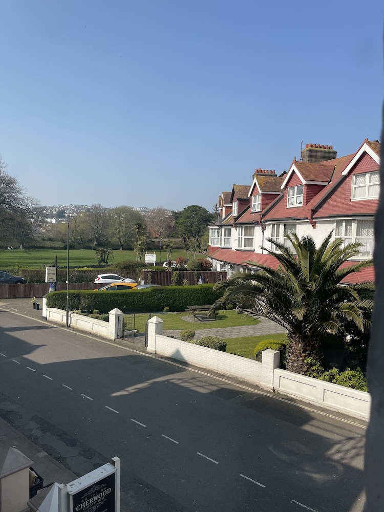 Cherwood Guesthouse