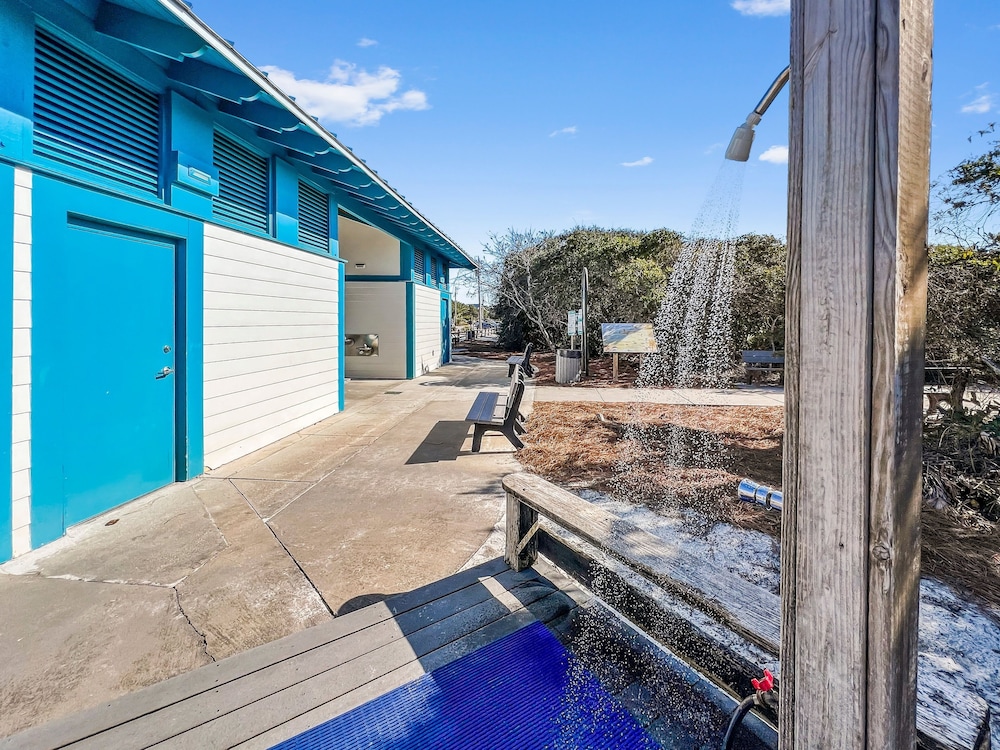 Blue Palm 3 Bedroom Home