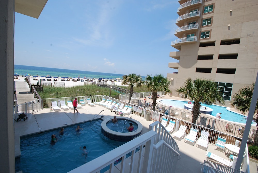 Crystal Shores