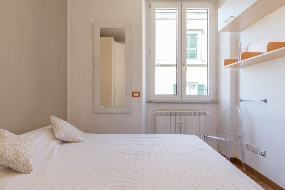 Colosseo & Colle Oppio Charming Apartment