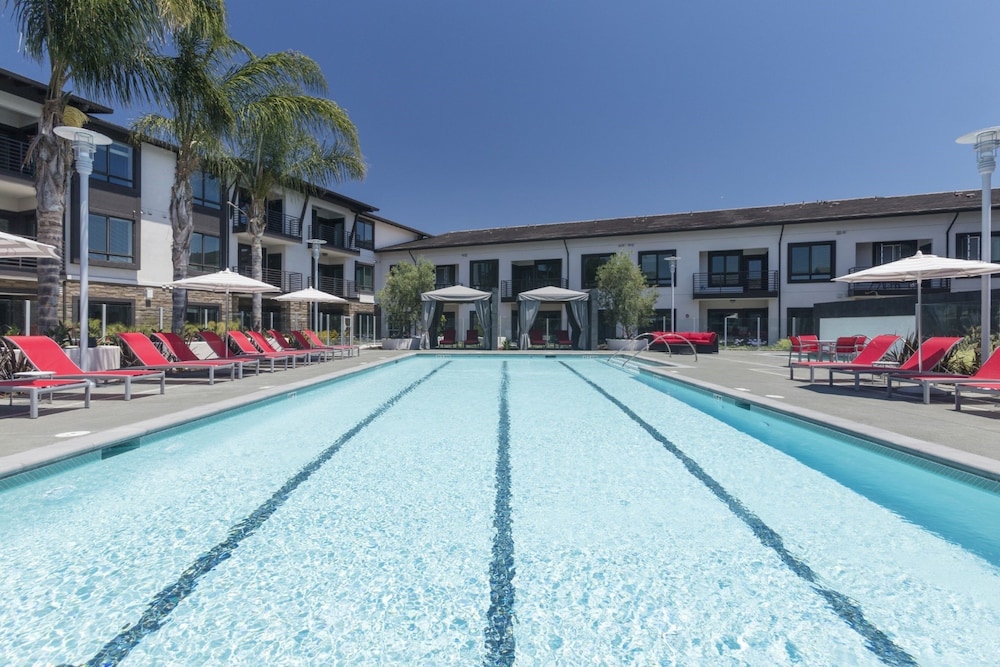 Newark Vacations - Global Luxury Suites Sunnyvale North - Property Image 1